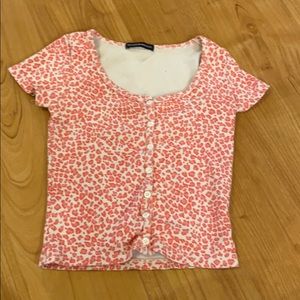 COPY - brandy melville cheetah print zelly top💞